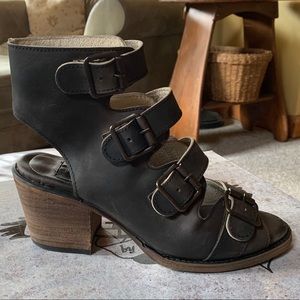 BNWB Freebird Black Quail Sandals Shoes 7